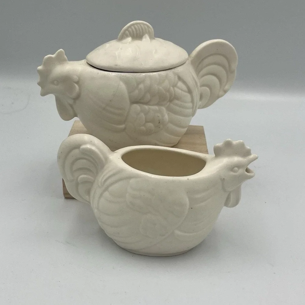 Vintage Czechoslovakia Ceramic Rooster Creamer Sugar Set Cottage Country Core